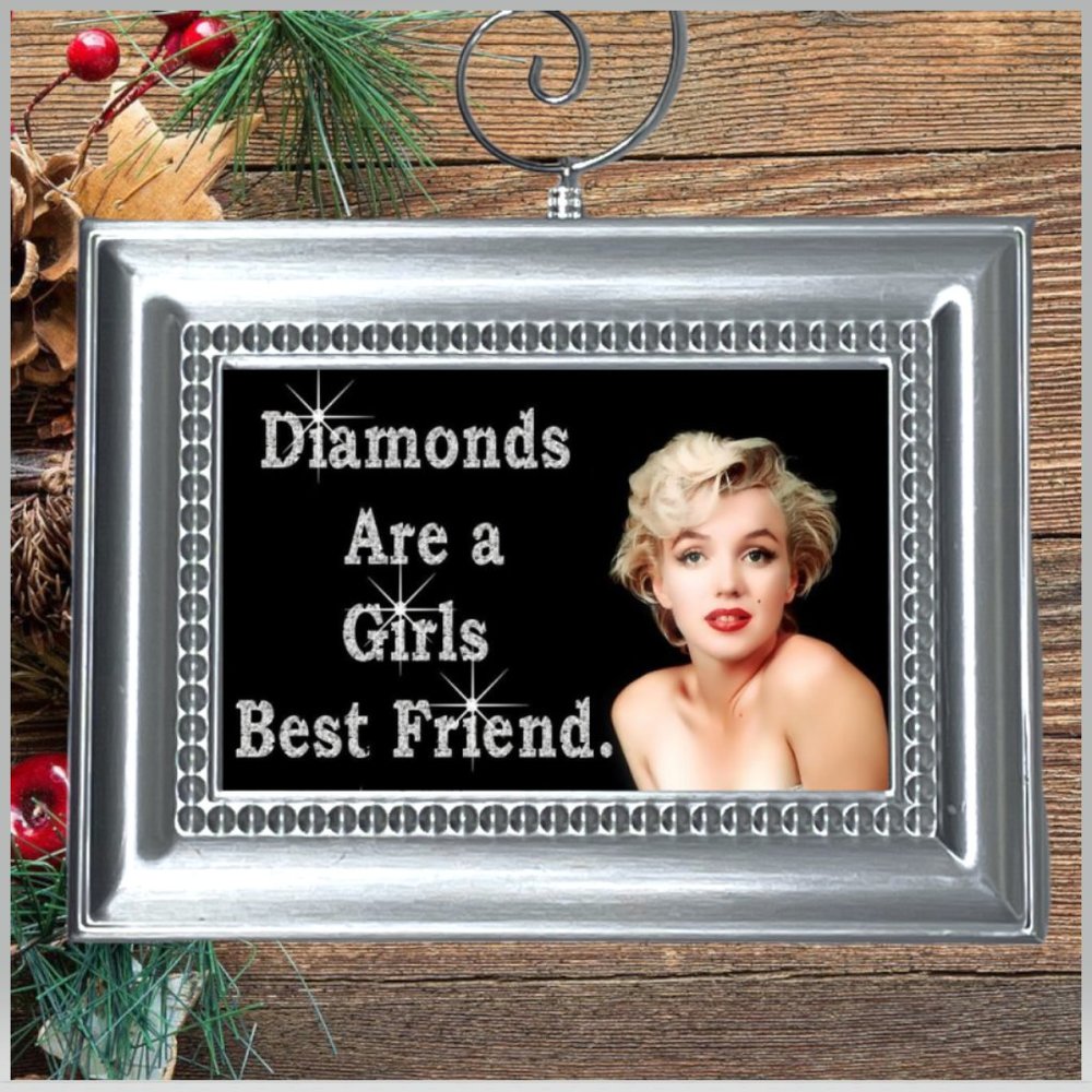 Diamonds Are A Girls Best Friend Marilyn Monroe Nostalgic Christmas Ornament‎